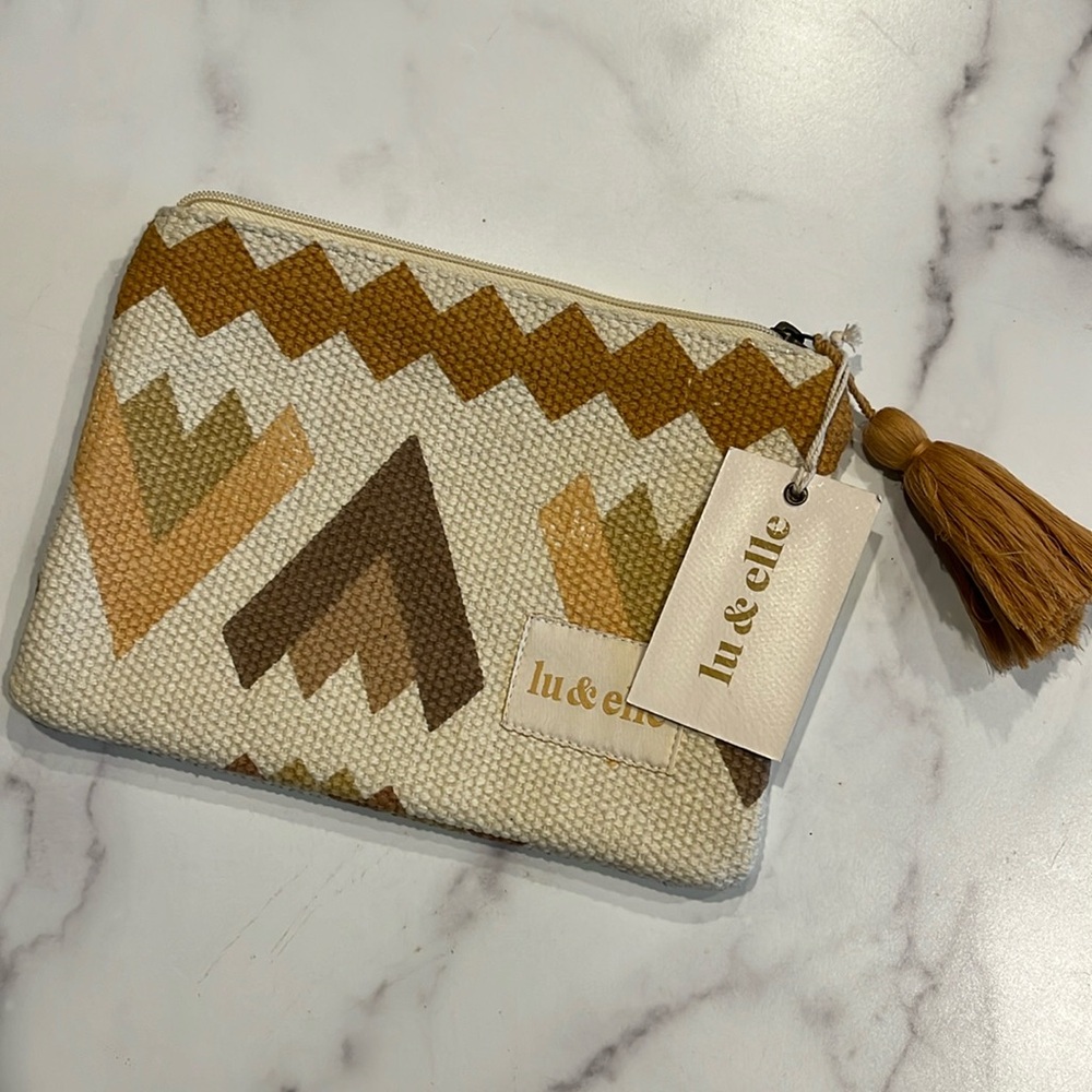 NWT Lu & Elle Trailhead Handmade Patterned Pouch